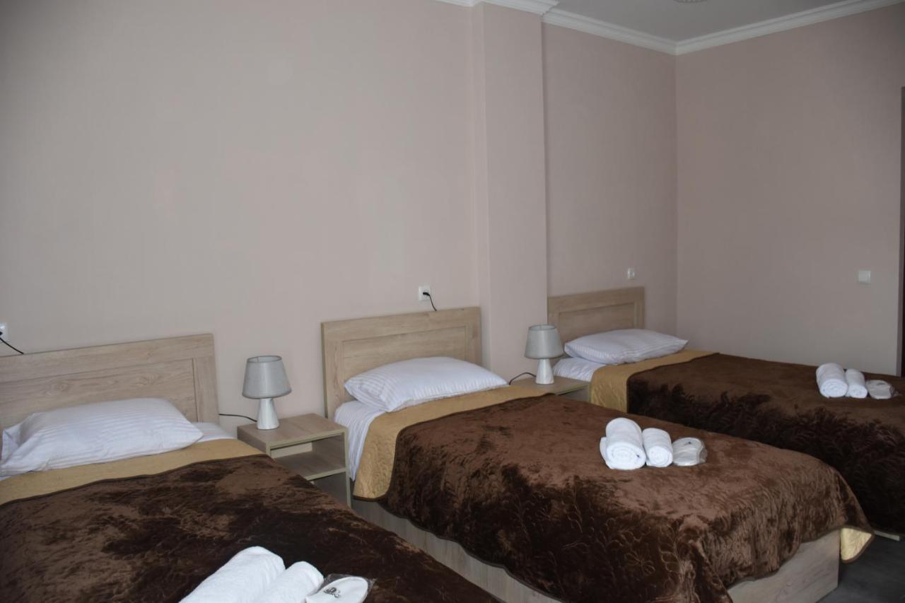 Nikala'S House Hotel Borjomi Bagian luar foto