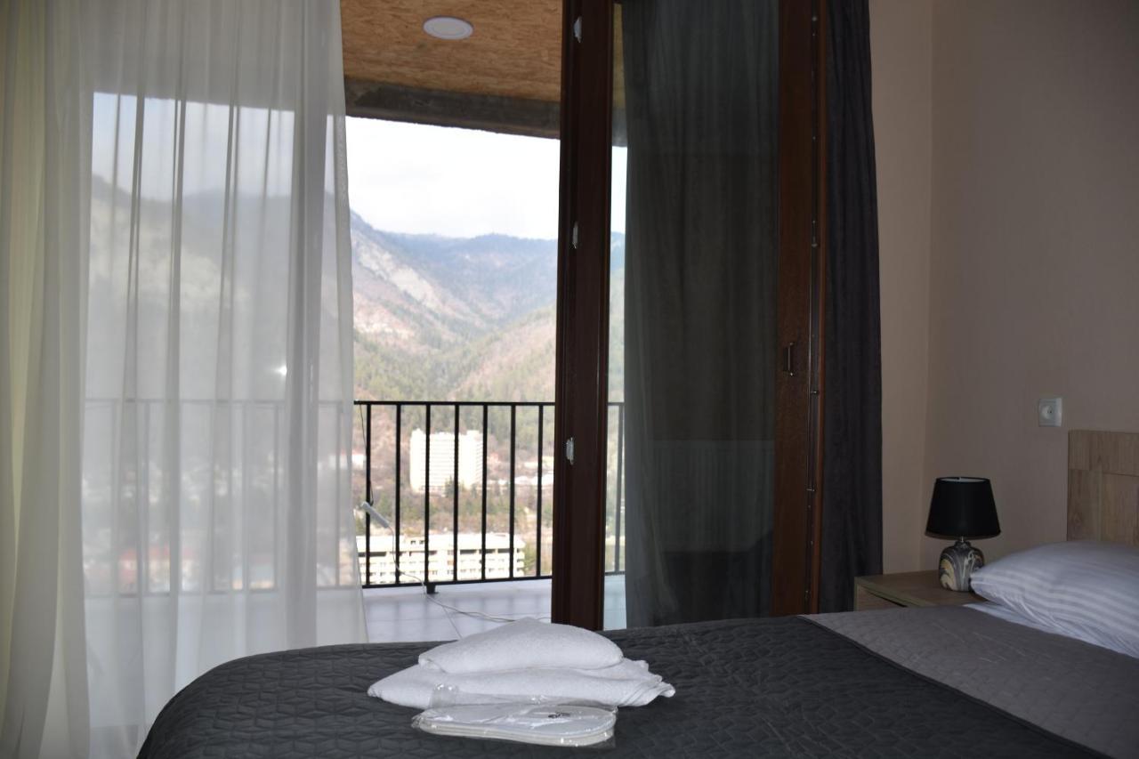 Nikala'S House Hotel Borjomi Bagian luar foto